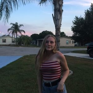 Meet your Posher, Vanessa